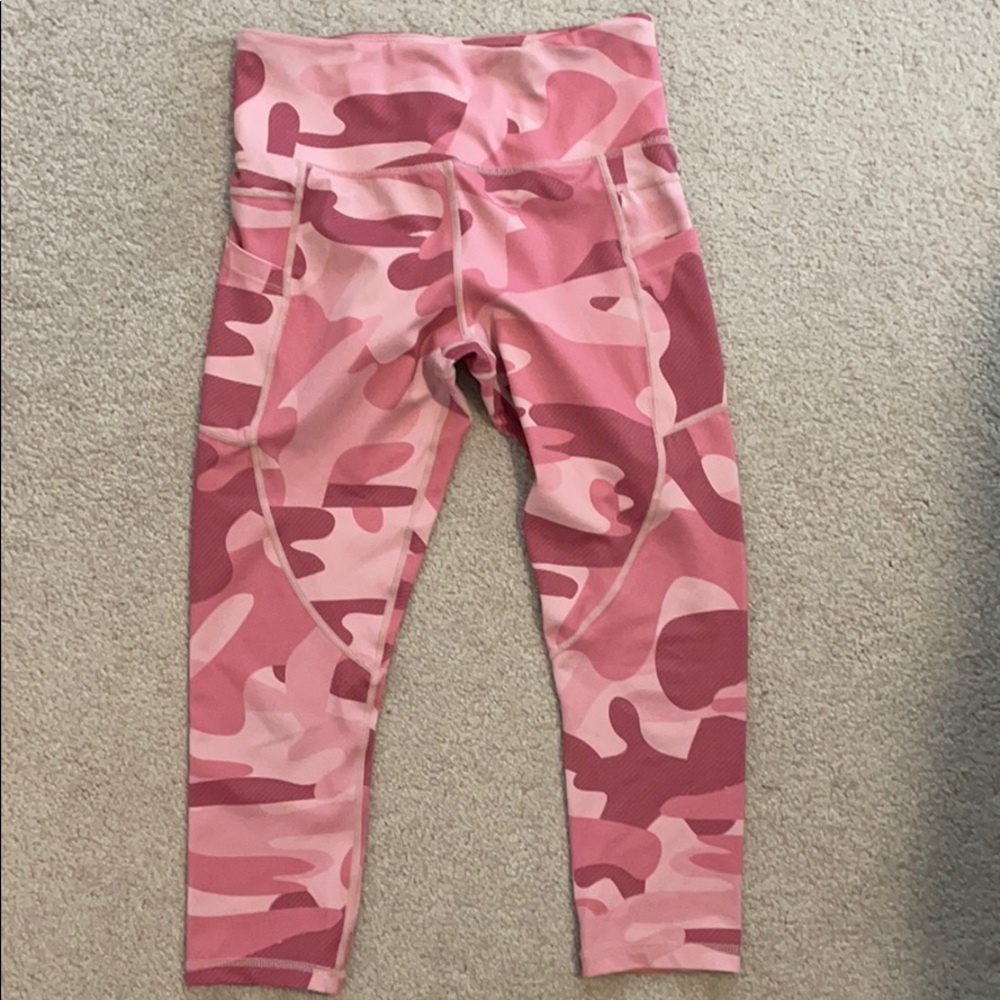 Zyia Pink Camo Leggings